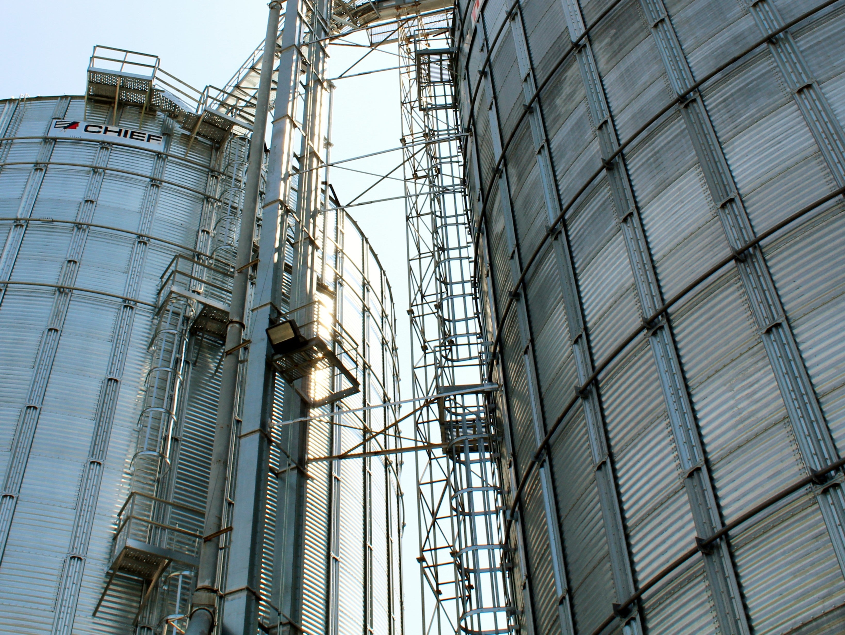 Generic grain bin