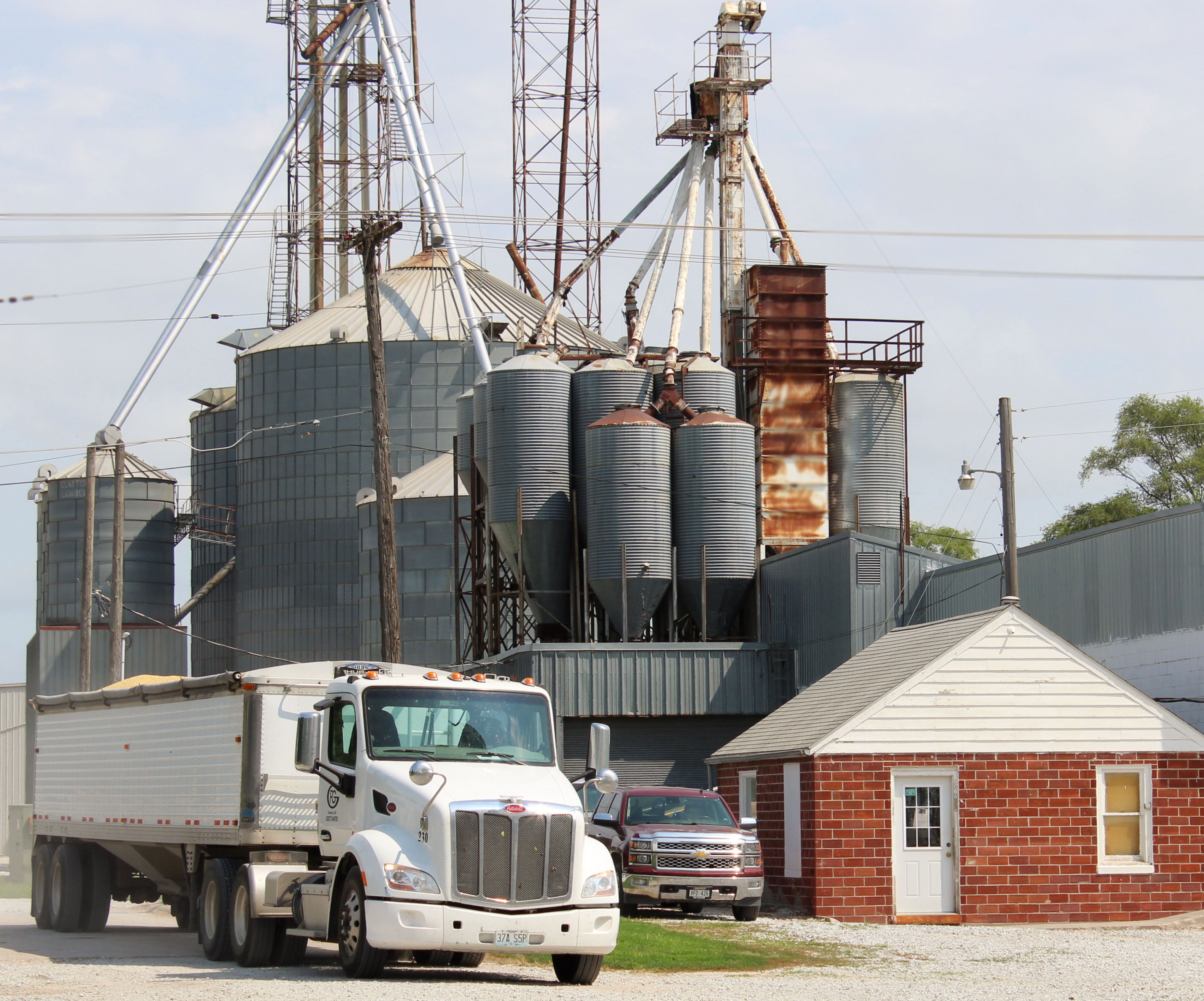 Grain elevator